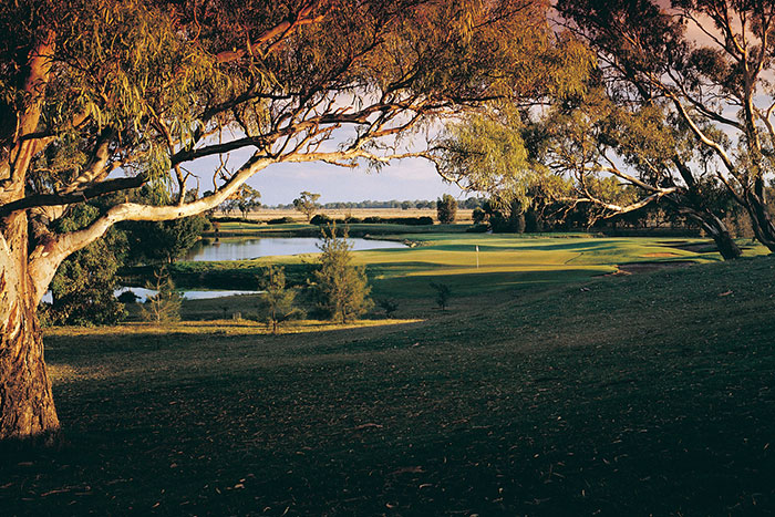 murray river golf course