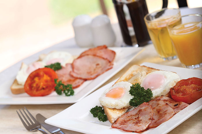 resort accommodation breakfasts